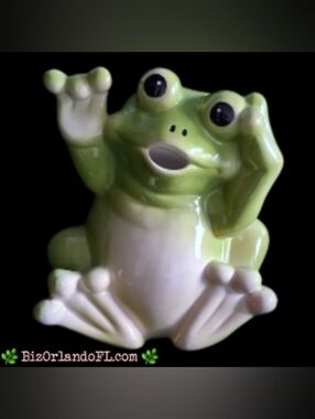 VINTAGE: WCL Handpainted 7" Whimsical Frog Water Plant Pitcher Spring Summer HTF